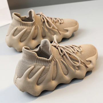 Sportliche Sneakers aus Mesh mit Schnürung und runder Zehenpartie für Männer und Frauen