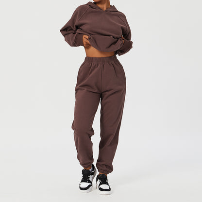 Lockeres, sportliches und lässiges Pullover-Set mit Kapuze für Damen.