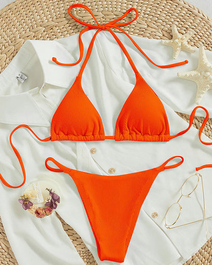 Hängender Hals-Bikini mit mehrfarbigem Dreipunkt-Badeanzug für heiße Quellen