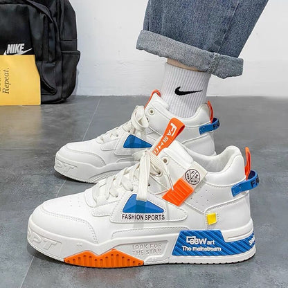 Neue atmungsaktive High-Top-Schuhe für Herren im Frühling.