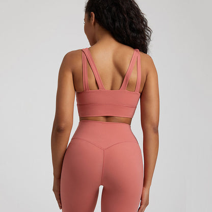 Nude Cross-Back Sports Br. Atmungsaktives Yoga- und Fitness-Top für Damen