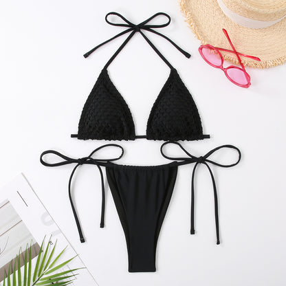 Neckholder-Bikini mit Schnürung, sexy, trendig und schmeichelhaft